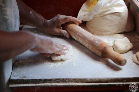preparation roti street food port-louis maurice