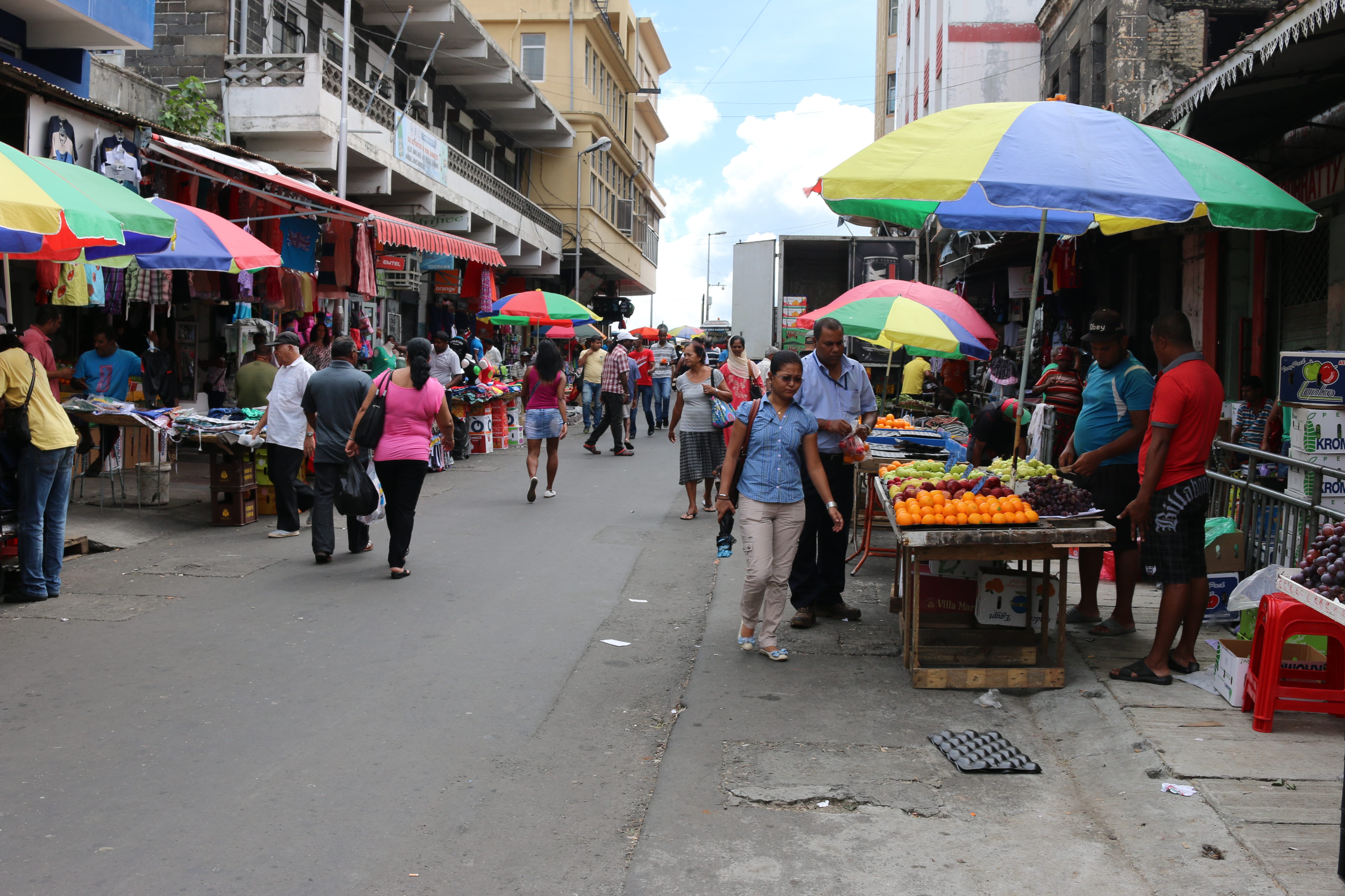 Mauritius city tour busy streets